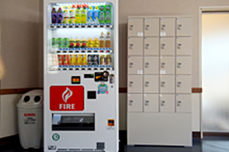 Vending machine/safe locker